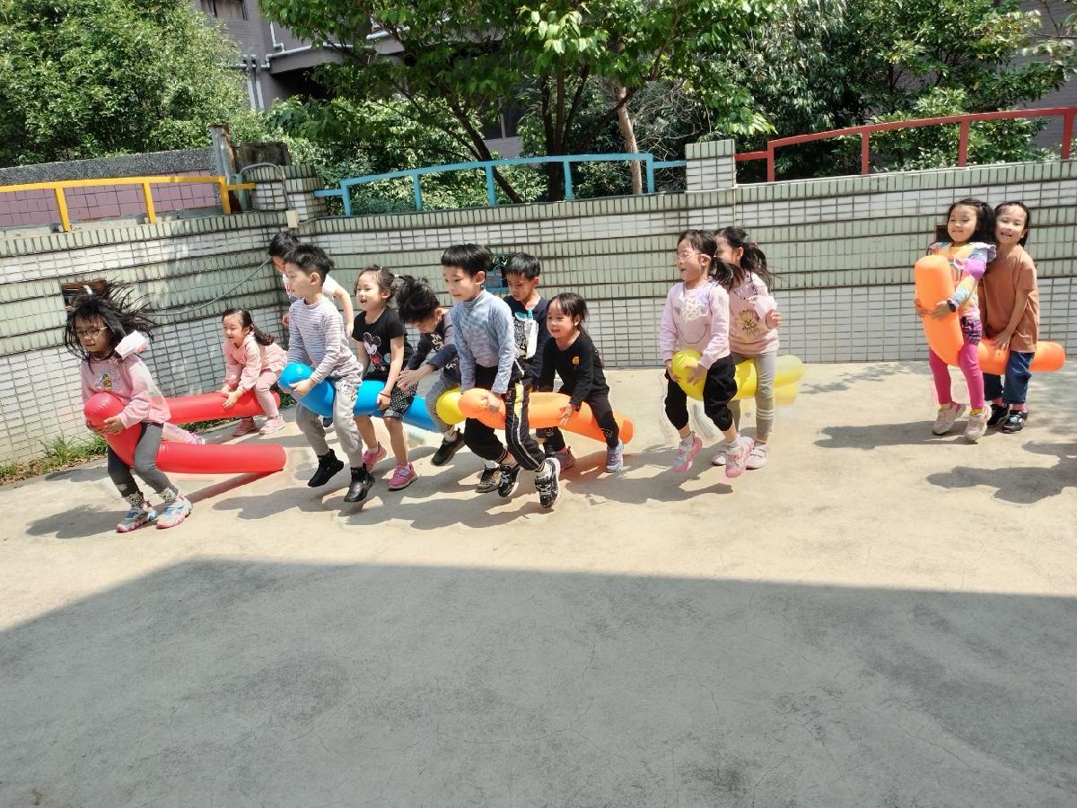 大肌肉運動--空氣棒送貨