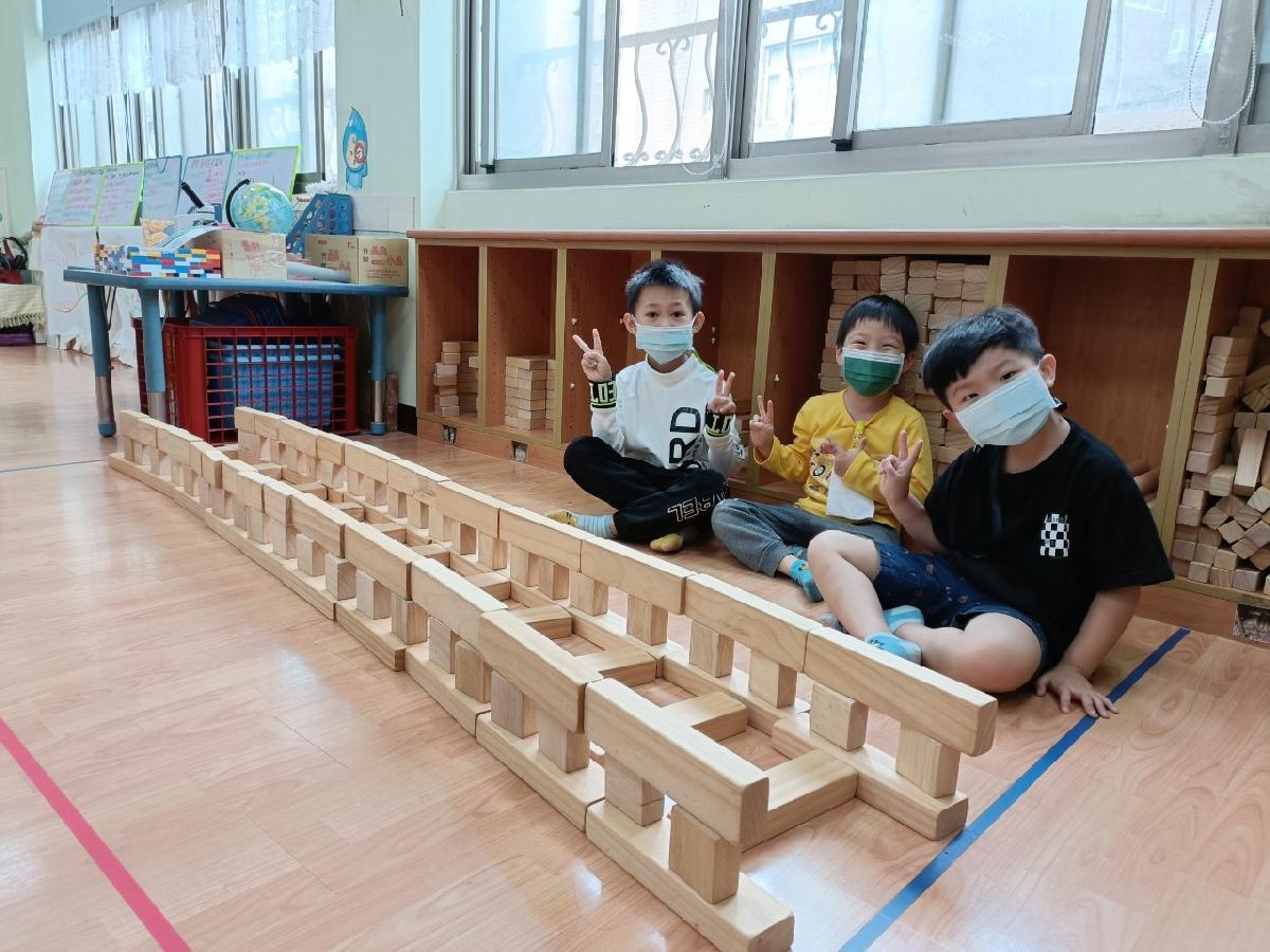 4老街溪的古老建築組-搭建出老街溪上的古蹟鐵道