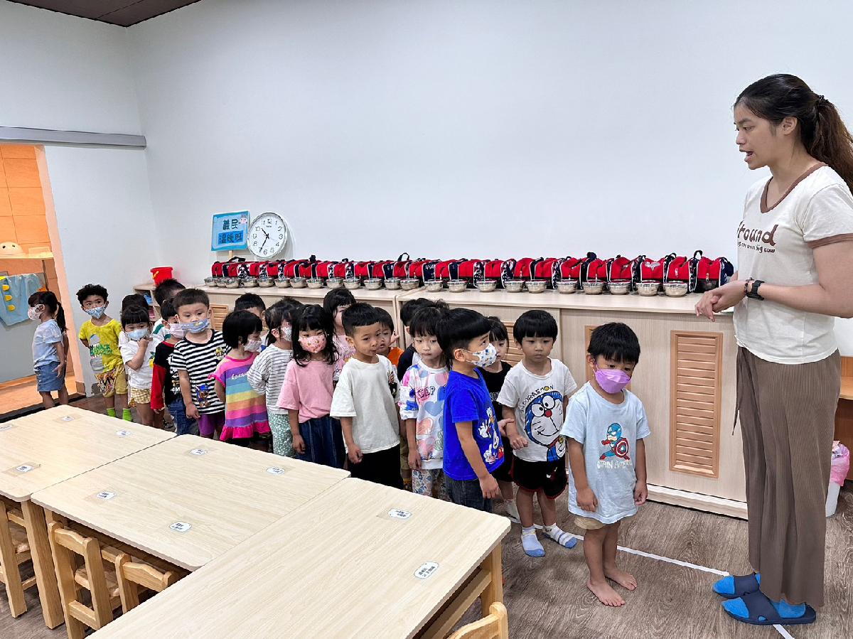 line_album_校外教學遊覽車宣導演練_231004_13