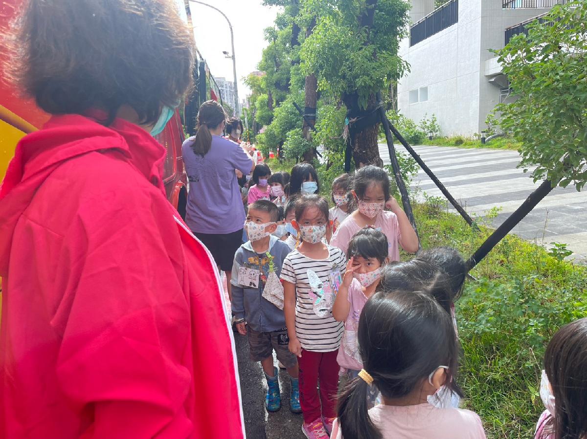 line_album_親愛 交通車演練_231005_22