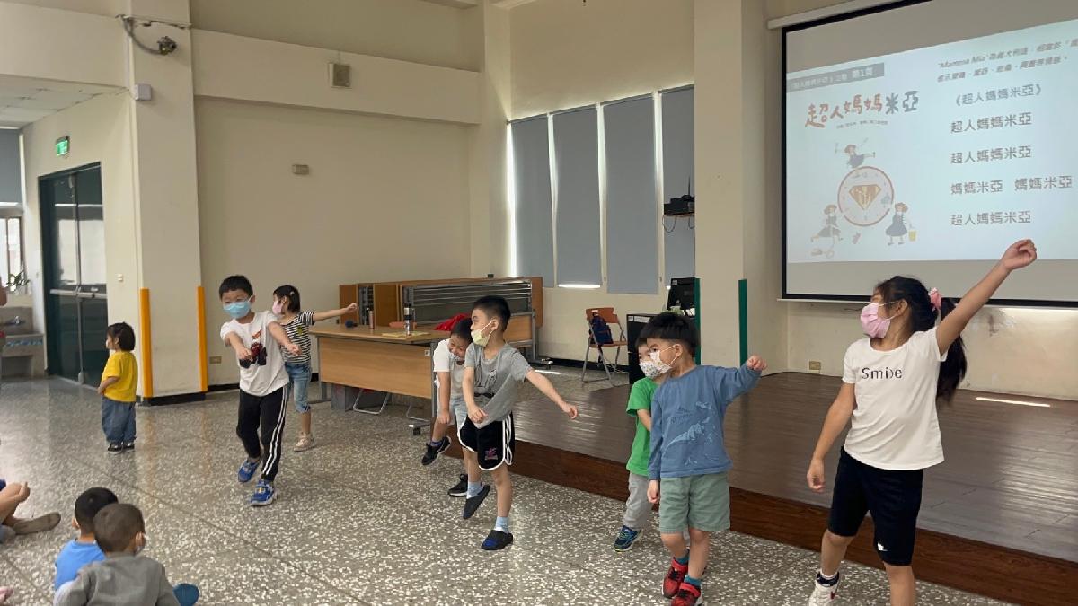 line_album_0510新書發表會-超人媽媽米亞_240510_36