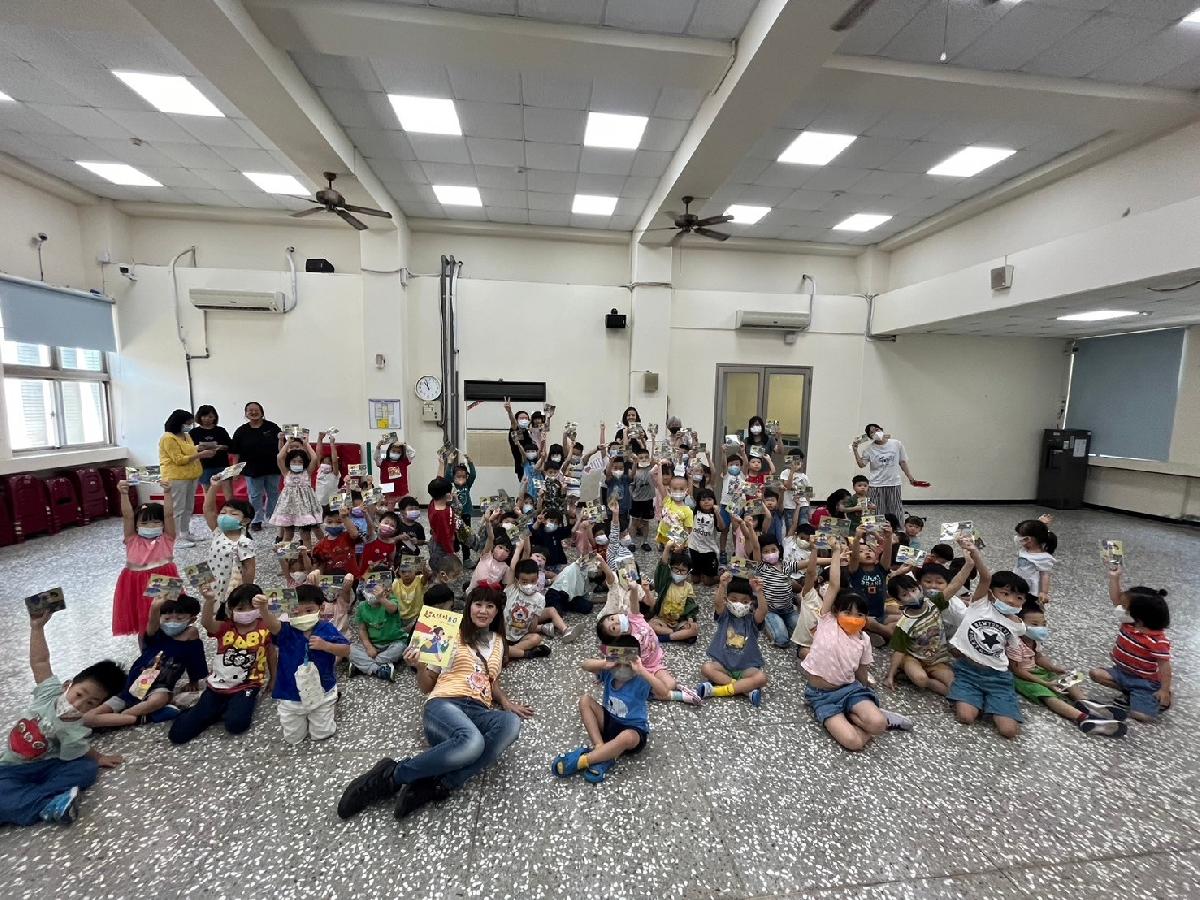 line_album_0510新書發表會-超人媽媽米亞_240510_88