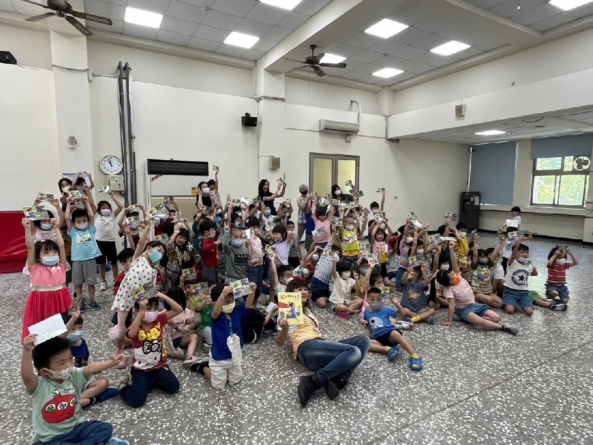 line_album_0510新書發表會-超人媽媽米亞_240510_94