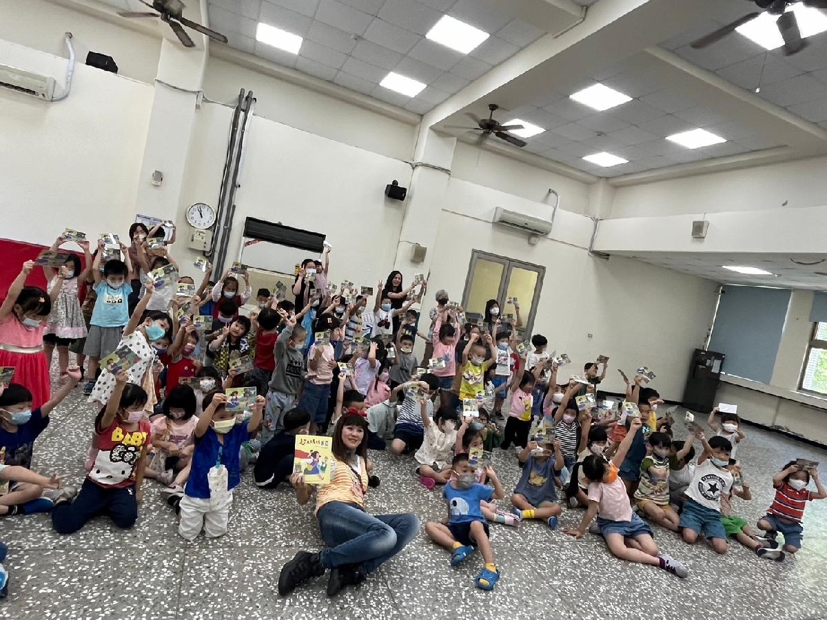 line_album_0510新書發表會-超人媽媽米亞_240510_95