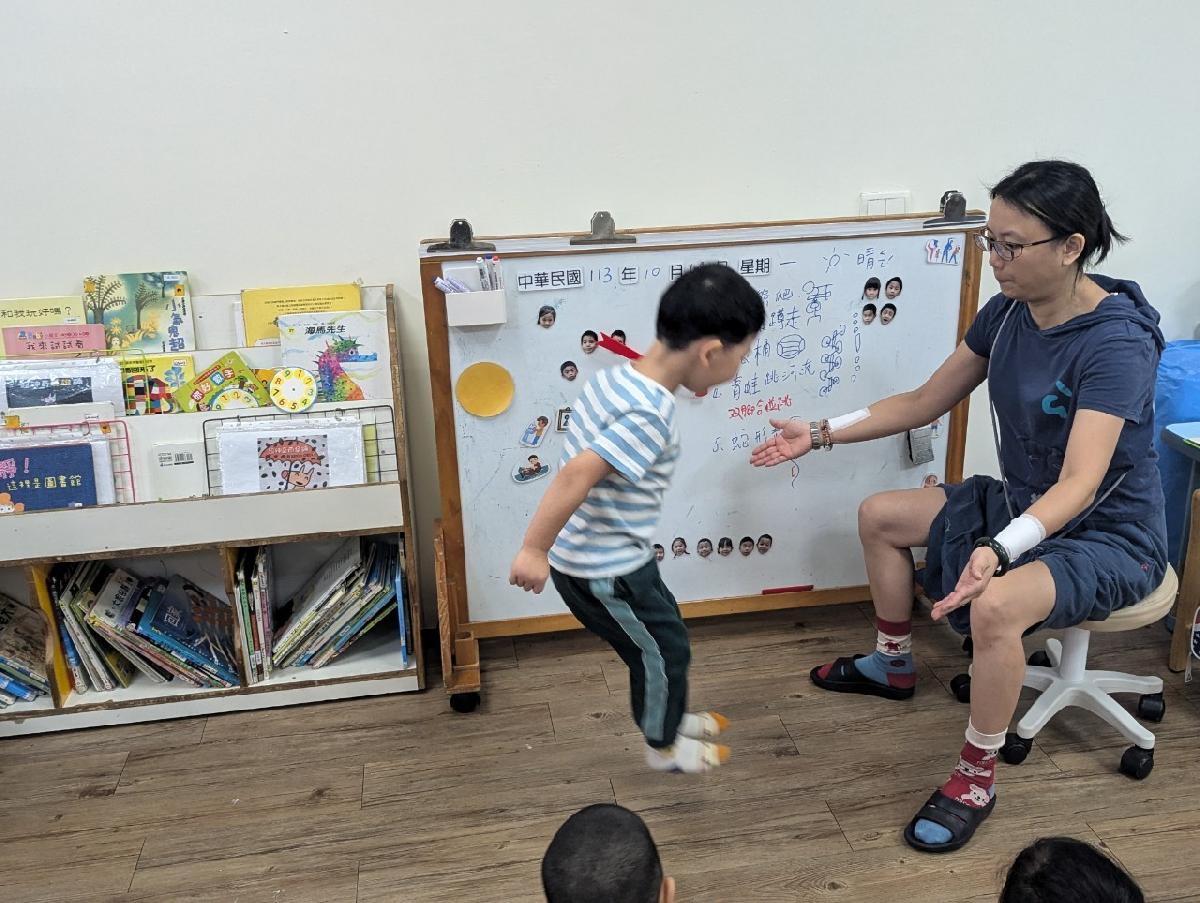 平鎮幼兒園東勢分班113-1混齡班第八週活動花絮 平鎮幼兒園東勢分班113-1混齡班第八週活動花絮