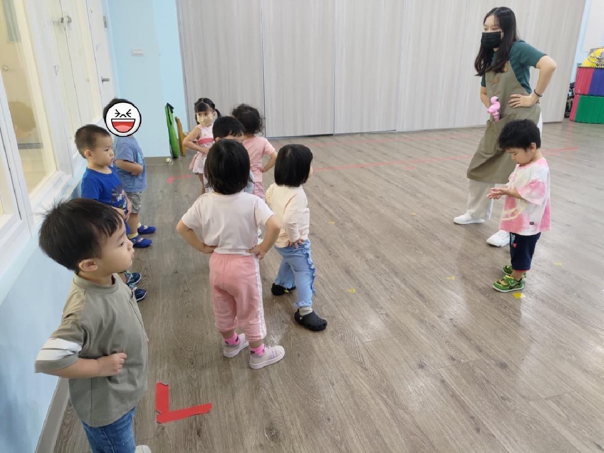 ↑認識活動式規則~運動前先暖身喔！