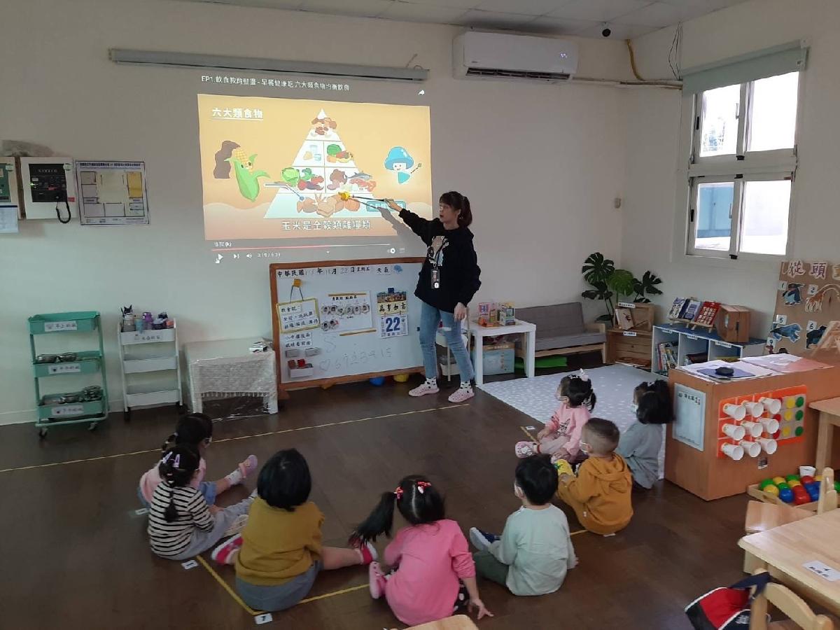 line_album_1131122健康飲食宣導_241128_2