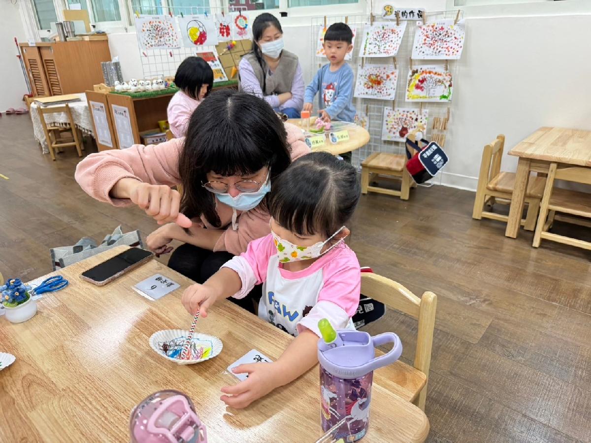 line_album_1131121親師座談照片-勇氣班、微笑班_241128_3