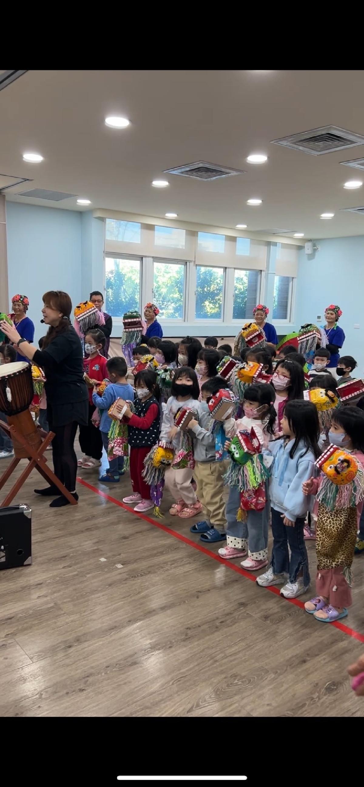 line_album_2024122義民方口獅庄頭展演_241203_22