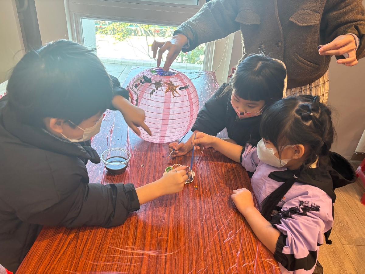 親愛班課程活動-花燈 (15)