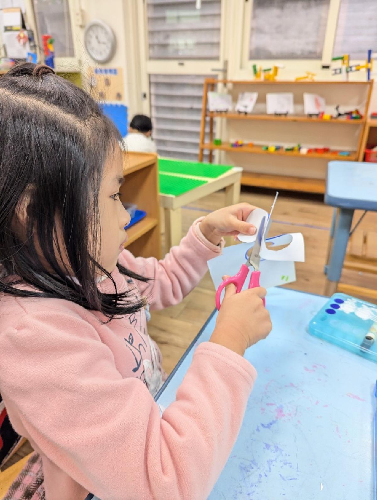 line_album_20241216運動.團討.學習區.剪刀_241216_4