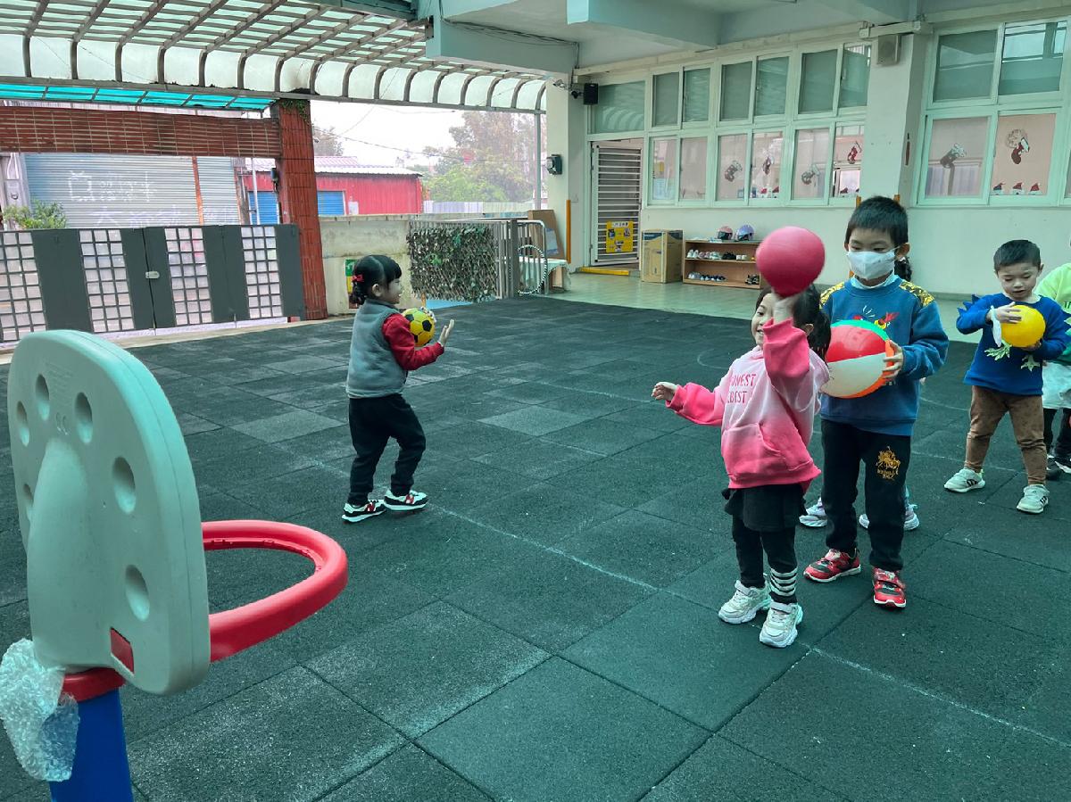 line_album_1131225學習區運動團討_241225_40