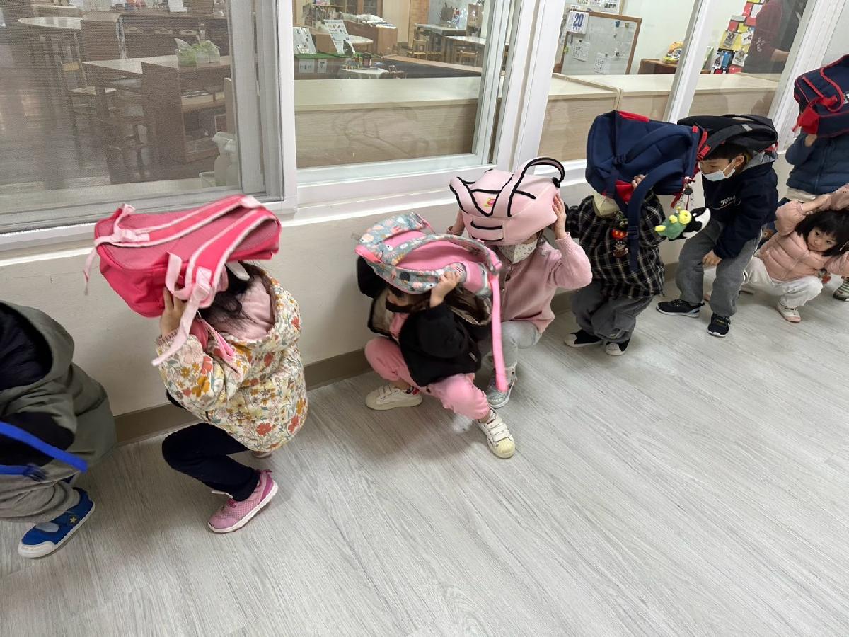 line_album_防震演習_250320_23