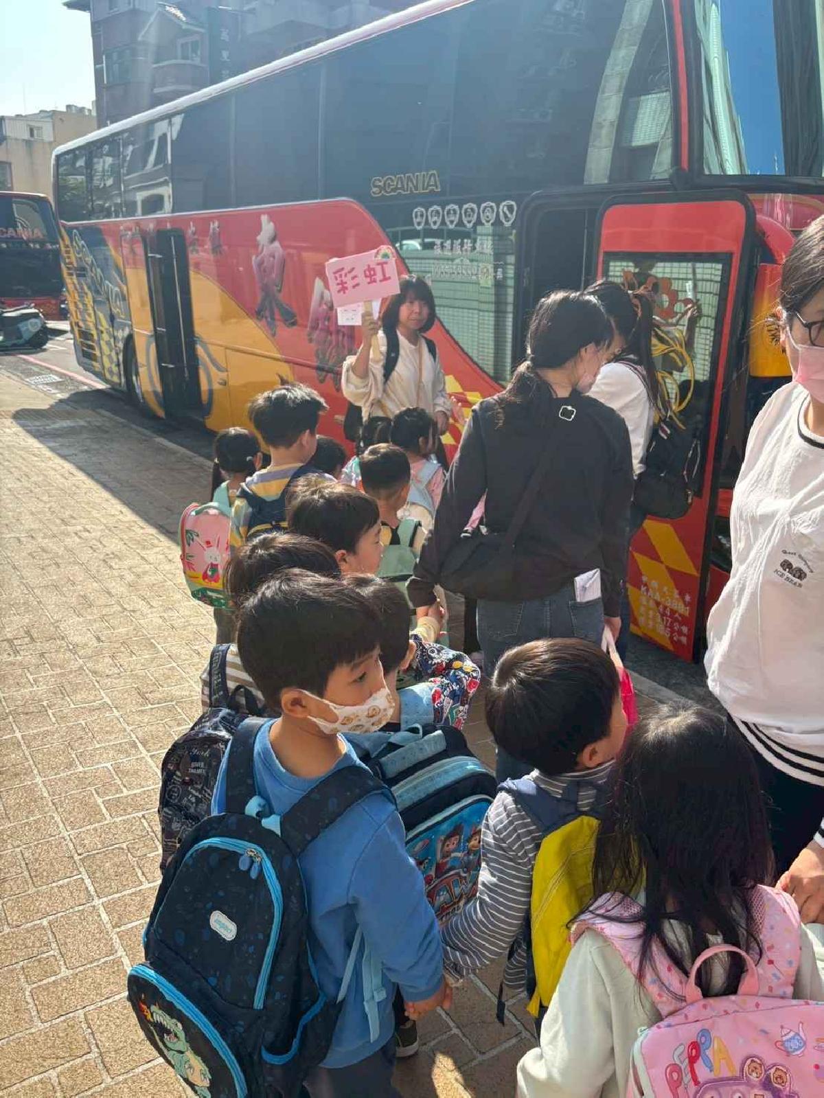 line_album_2026317_260327_16